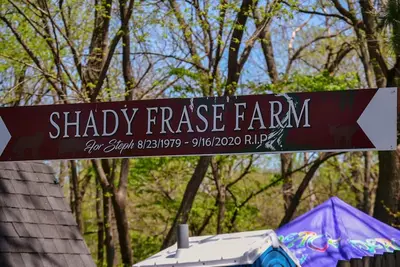 Image de Shady Frase Farm in the Heart of Kansas City!