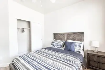 Image de Contemporary house in a great location.
