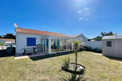 Image de Maison charmante proche mer avec jardin, véranda et Wifi - Quartier La Sauzaie