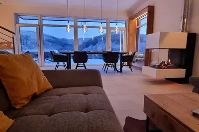 Image de Unvergleichbares Ferienhaus mit Fernblick