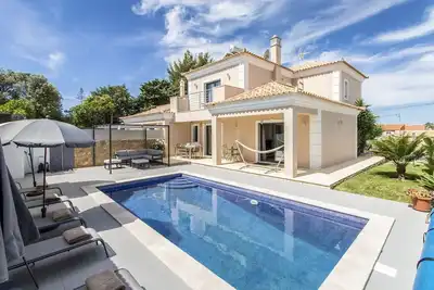Image de Villa Maya | 3 Chambres | Moderne | Almancil