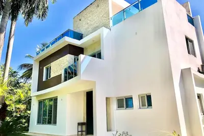 3bd villa with private pool in Perla Marina (Sosua), steps from sandy beach