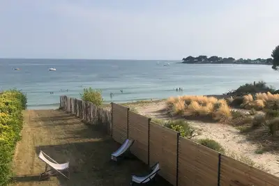 Image de Maison moderne 3 chambres sur la plage avec accès privé