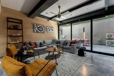 Image de Capitalia - Luxury Equipped w/Patio
