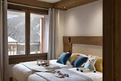 Image de Wifi, remise en forme, piscine, sauna, hammam, balcon, parking, télévision, casier à ski, 65m²