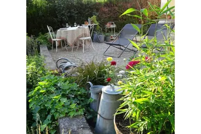 Image de Joli rez de villa, classé ***, terrasse et parking privé - Millau