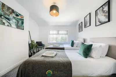 Image de Exquisite Newfield's 3 Bedroom House w\/ Garden