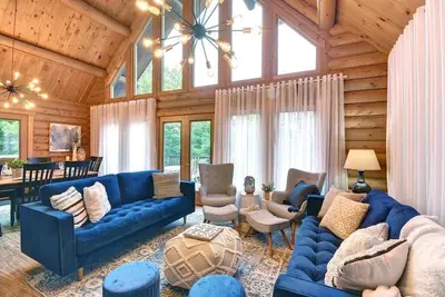 Image de Log Cabin w Hot Tub, Beach 10m, near Tremblant