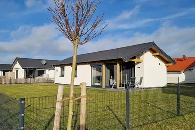 Image de Maison de vacances Butjadingen pour 1 - 6 personnes avec 3 chambres à coucher - Maison de vacances