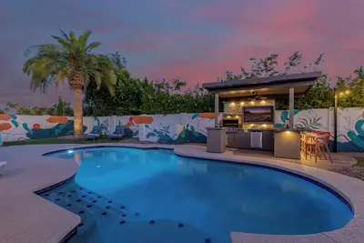 Image de Sonoran Soul: Luxe Scottsdale Retreat with Pool, Hot Tub & Game Room