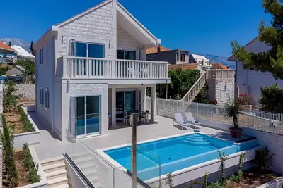 Image de Villa Blu Brac | A Beautiful 3 Bedroom Villa | A Stones throw to the Beach
