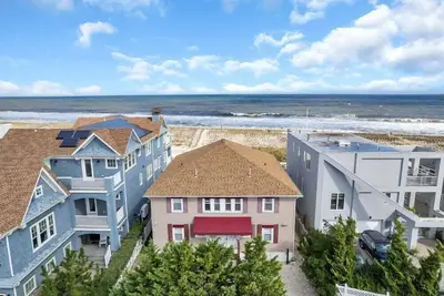 Image de Oce13091 | Lower level 2br unit On The Sand beach front! Pets Ok! -Shore Points Vacations