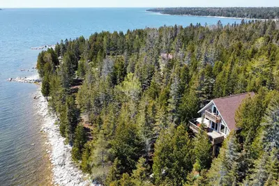 Image de Eagle Nest, Manitoulin Island, Bay at Lake Huron