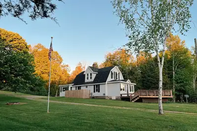Image de 1910 Farmhouse Near Town & Wineries