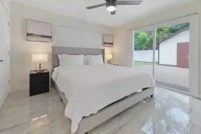 Image de Centric Vacation Home with Detached Guest Suite