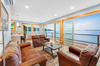 Image de Waterfront home with amazing sound and mountain views - Ac, kayaks, washer/dryer