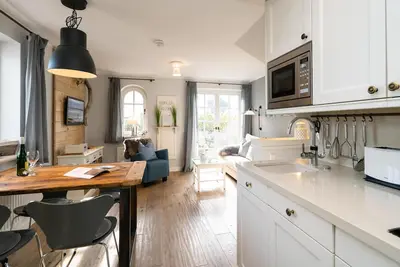 Image de GemĂĽtliche 3-zimmer Wohnung - 4 Personen: Meerblick, Terrasse, Stellplatz, Wlan