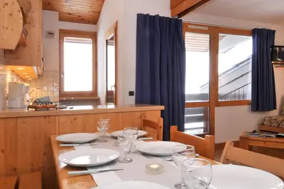 Image de Appartement chaleureux au pied des pistes avec balcon, 3 pièces, 7 pers. , animaux admis