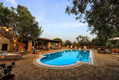 Image de Villa with trullo and sea view pool 5 minutes from the beach!