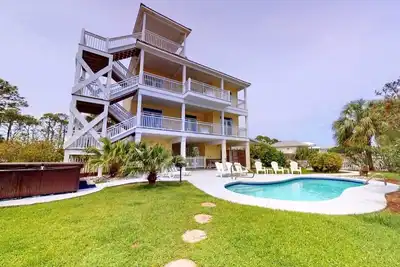 Image de Hot Tub, Pool, 3 Bedroom Pet Friendly Home