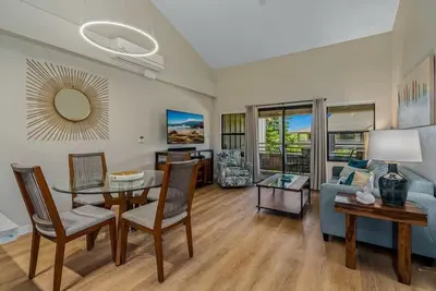 Image de Modern & Tropical Oceanside Vistas