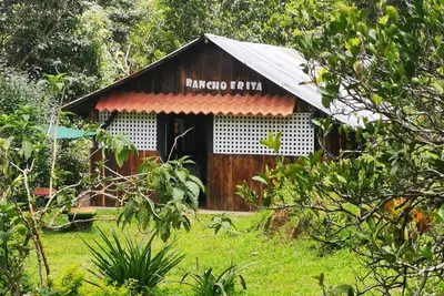 Image de Beautifull farm apartment with small ranch full of nature.