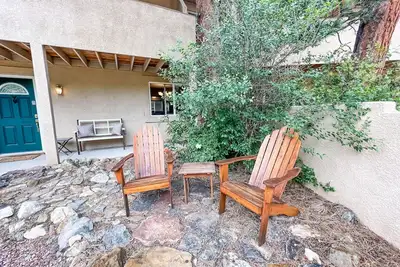Image de Colorado's best getaway and adventure located at the base of Pikes Peak #1