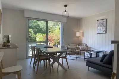 Image de Villa Fouesnant Beg Meil 150 m de la plage et sentiers avec jardin