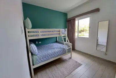 Image de Ultra Modern 2br With Pool On Golf Course Next To Hard Rock Casino
