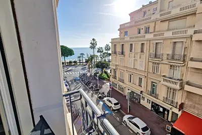 Image de Agence Henri Camille - Miramar - 2 pièces premium vue mer