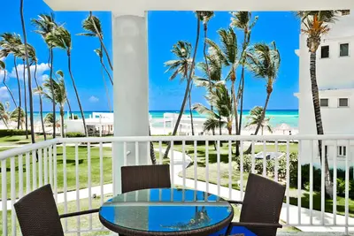 Image de Playa Turquesa I-202 Premier Beachfront Ocean View 85 mbps wifi