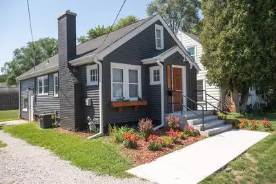 Image de Marge’s Place. Explore Iowa City and rest in comfort.