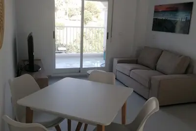 Brand new apartment on the golf course and on the beachfront.