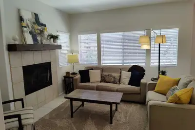 Image de In the heart of southern California wine country, 45 min to the beach