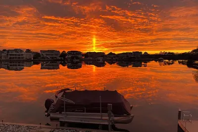 Image de Our Sand Castle-Waterfront, Private Pool, Beach, Dock, Fishing, Kayaks, Sunsets!