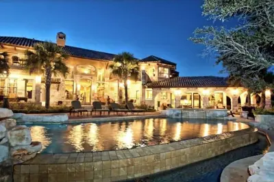 Image de Panoramic Views! 180' of Lake Travis - Book 3 nights, get 4th half off Aug 2025