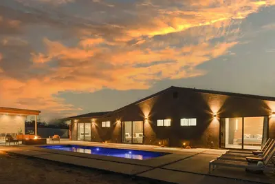 Image de Luxury Retreat (HeatedPool\/Jacuzzi)