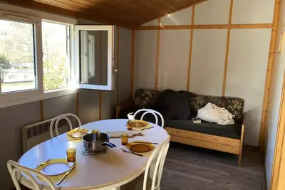 Image de Chalet Bois Standard 35m² - 2 chambres + terrasse couverte 4 personnes