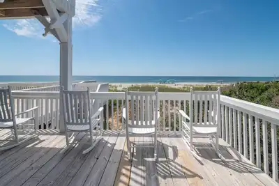 Image de Ocean Harmony | Seaside duplex with spectacular views! Rent both sides for family fun!