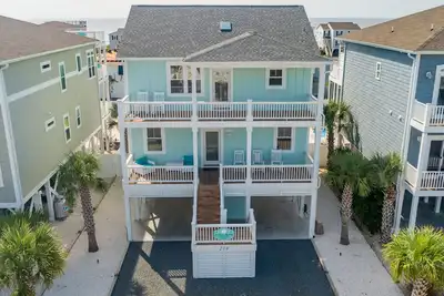 Image de Carolina in My Mind - Private pool, walking distance to beach, and more!
