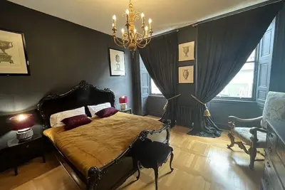 Image de Luxury apartment with free parking in the 4th coolest neighbourhood in the world