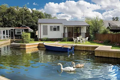 Image de 2 chambres Ă coucher Ă Wroxham, Norfolk Broads