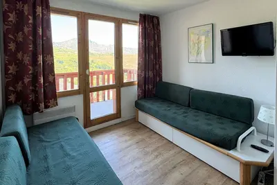 Image de Studio fonctionnel, accès direct aux pistes, balcon exposé sud, 4 pers.