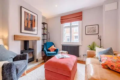 Image de Shakespeare Cottage - a cottage that sleeps 6 guests in 3 bedrooms