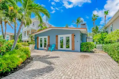 Image de Chic Bungalow near Gulf Beaches, Featured on Hgtv - Coastal Hideaway