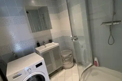 Image de Spacious apartment with easy access to Amsterdam center!
