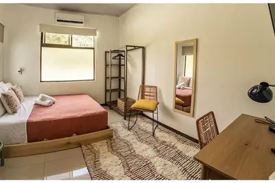 Image de Close to beach beautiful 2 bedroom apartment. Private property, no noise no dust