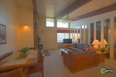 Image de Ski\/Mtb\/Golf Condo (#133) - Slope side | Slope & Resort valley views | Vaulted ceilings!