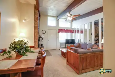 Image de Ski\/Mtb\/Golf Condo (#137) - Slope side | Slope & Resort valley views | Vaulted ceilings!