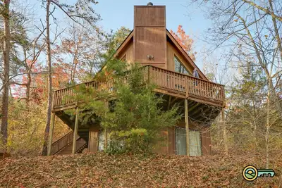 Image de Mountain Chalet (#8) - Convenient to local dining | Great view of Resort's lush diving range!